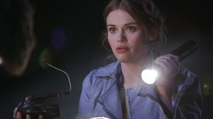 Teen Wolf: Farkasbőrben 4. évad Ep.1 A sötét hold