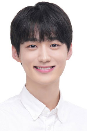 용승 profil kép