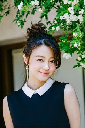 小林涼子 profil kép