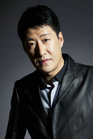 于震 profil kép