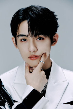 윈윈 profil kép