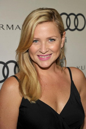 Jessica Capshaw profil kép