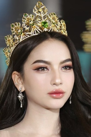 เอมม่า มาร์ตีนี่ profil kép