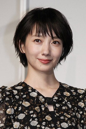 波瑠 profil kép