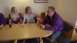 Een huis vol emigreert 2. évad Ep.9 9. epizód