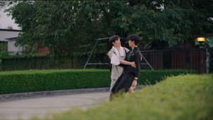 ขอฟังอีกครั้งเพลงรักของเธอ kép