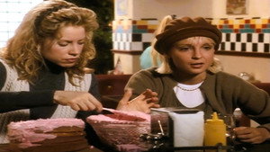 Sisters 5. évad Ep.2 2. epizód