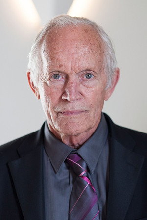 Lance Henriksen profil kép