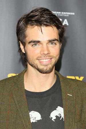 Reid Ewing profil kép