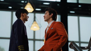 หมาเห่าเครื่องบิน kép