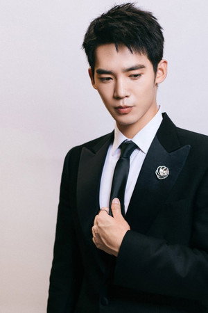 于适 profil kép