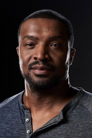 Roger Cross profil kép