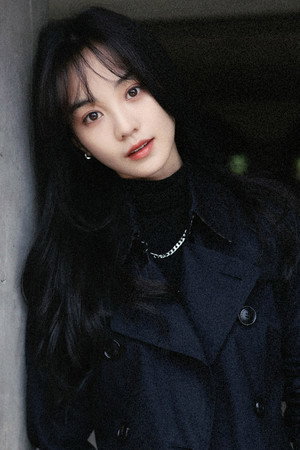 胡意旋 profil kép