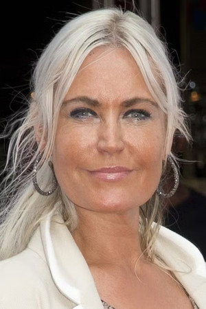Charlotte Lytton Kejser profil kép