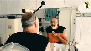 The Bee 2. évad Ep.1 1. epizód