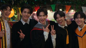 ต้นส้มอยู่บ้านเขา แต่ผลส้มหล่นมาบ้านเราตลอดเลย kép