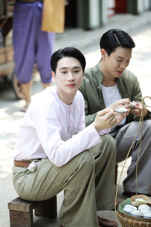 จาฤกรติชา poszter