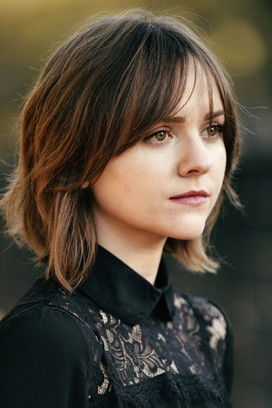 Tara Lynne Barr profil kép