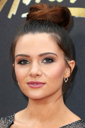 Katie Stevens profil kép