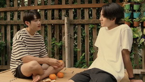 ต้นส้มอยู่บ้านเขา แต่ผลส้มหล่นมาบ้านเราตลอดเลย kép