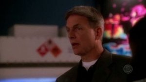 NCIS: Tengerészeti helyszínelők 2. évad Ep.20 A vörös sejt