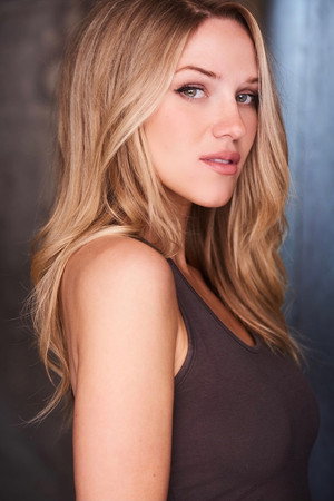 Elizabeth Posey profil kép