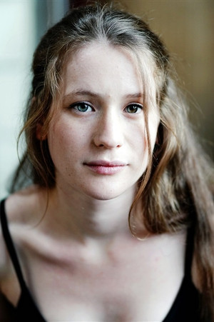 Claire Duburcq profil kép