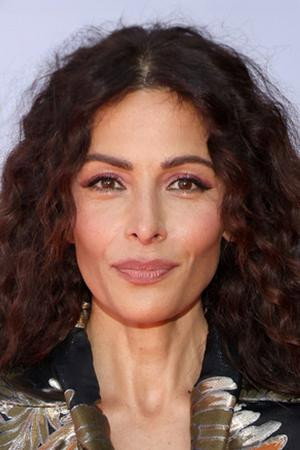 Sarah Shahi profil kép