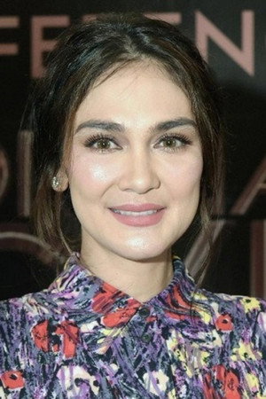 Luna Maya profil kép