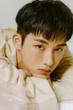 윈윈 profil kép