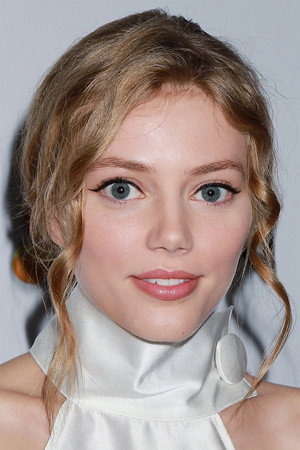 Grace Van Dien profil kép