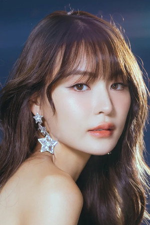 พลอยนิรา หิรัญทวีศิลป์ profil kép