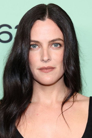Riley Keough profil kép