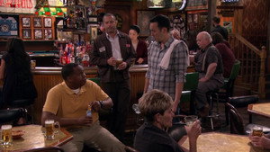Sullivan & Son 2. évad Ep.9 9. epizód
