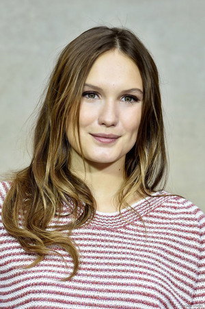 Ana Girardot profil kép