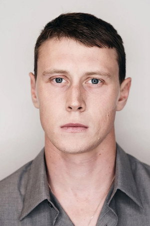 George MacKay profil kép