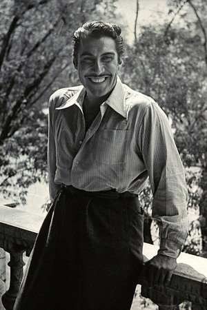 Emilio Fernández profil kép