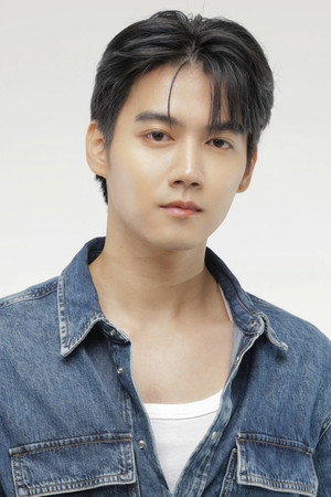 ภูสิษฐ์ ดิษฐพิสิษฐ์ profil kép