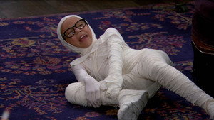 The Haunted Hathaways 1. évad Ep.11 11. epizód