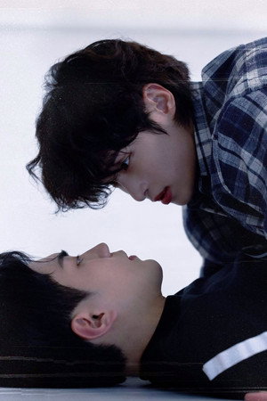 오류를 고쳐줘! poszter