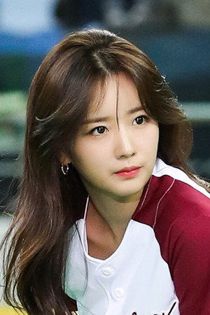 윤보미 profil kép