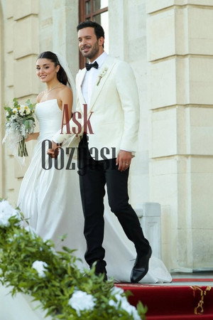 Aşk ve Gözyaşı poszter