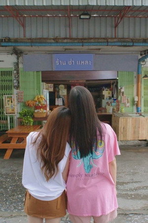 คุณวาฬร้านชำ poszter