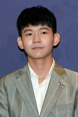 黃聖球 profil kép