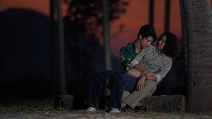 รักท่วมทุ่ง kép