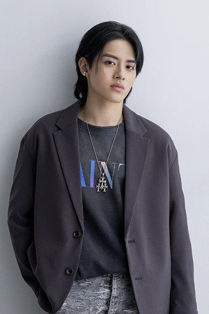 ISSEI profil kép
