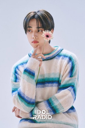 아이돌 라디오 poszter