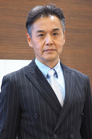 吕宁