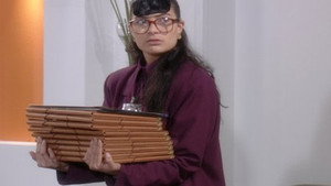 Betty, a csúnya lány 1. évad Ep.233 233. epizód