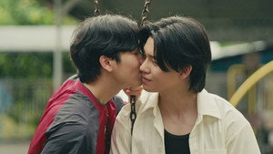 ทำไมต้องเป็นเธอทุกที kép